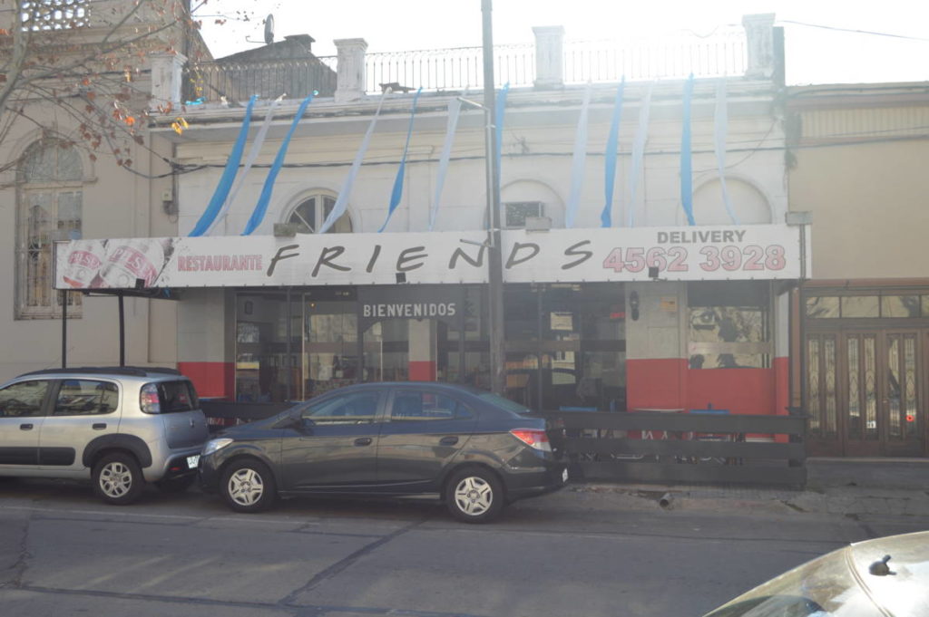 Restaurante_Friends_Fray_Bentos_2